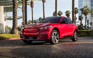 网球在亚洲比赛很舒服拉杜卡努闯首尔赛16强曝爱看韩剧